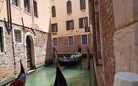 Ca Del Gambero Canal View